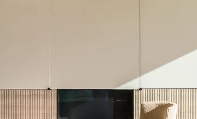 Dans ce superbe intérieur sur le toit, le confort rencontre l'élégance moderne. Niché au cœur du design, notre cheminée à gaz fermée à haut rendement énergétique s'intègre harmonieusement à l'ambiance paisible qui règne dans l'espace.